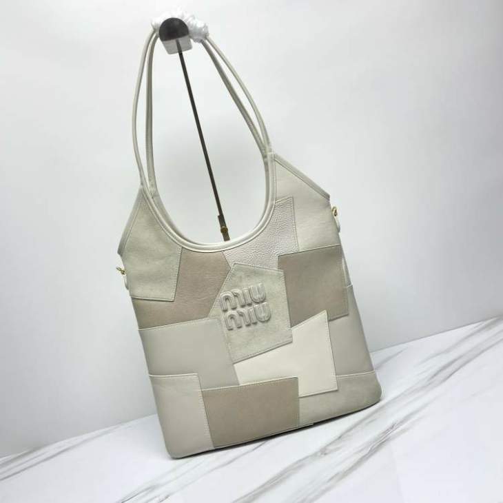 Picture of Miu Miu Handbags _SKUfw184960390fw